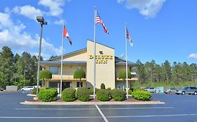 Deluxe Inn Fayetteville North Carolina